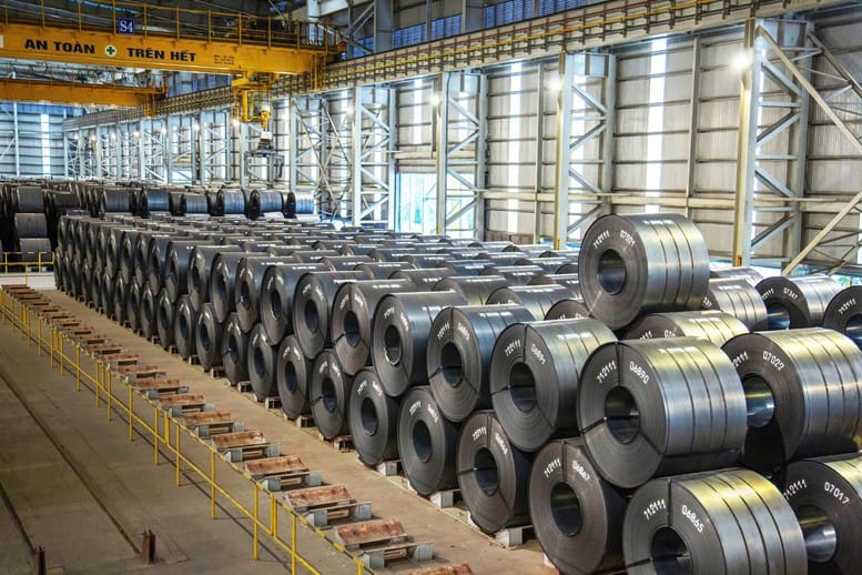 Tập đoàn Hòa Phát nộp thuế 7.100 tỷ đồng sau 6 tháng- Ảnh 2. Tập đoàn Hòa Phát nộp thuế 7.100 tỷ đồng sau 6 tháng- Ảnh 2.