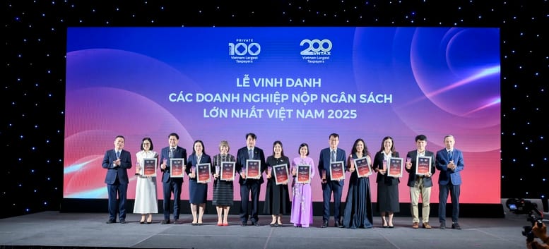 Vinh danh doanh nghiệp nộp thuế lớn nhất vào năm 2025- Ảnh 2. Vinh danh doanh nghiệp nộp thuế lớn nhất vào năm 2025- Ảnh 2.