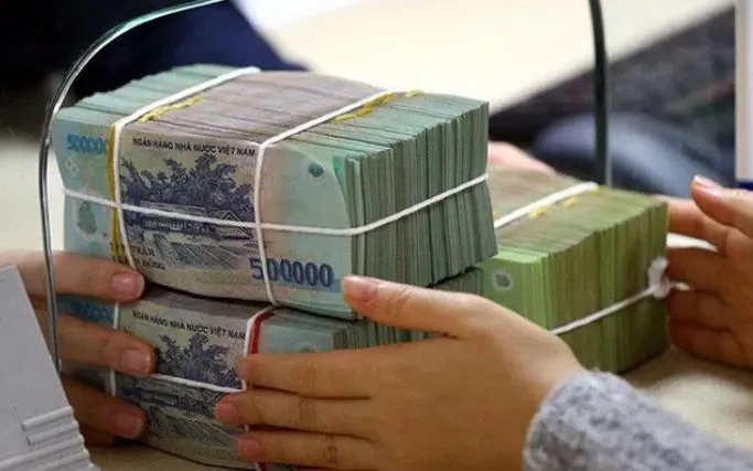 Siết vay hay đánh thuế - Đâu là “liều thuốc” đúng cho thị trường bất động sản? - Ảnh 1.