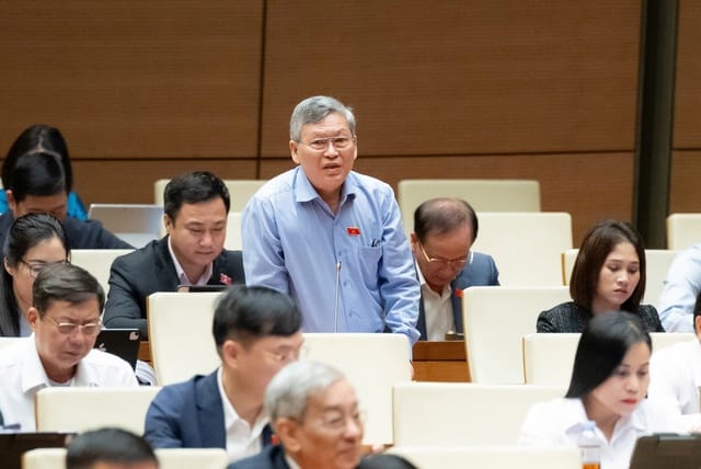 Đề xuất giảm thuế thu nhập cá nhân cho gia đình sinh đủ 2 con - Ảnh 1.