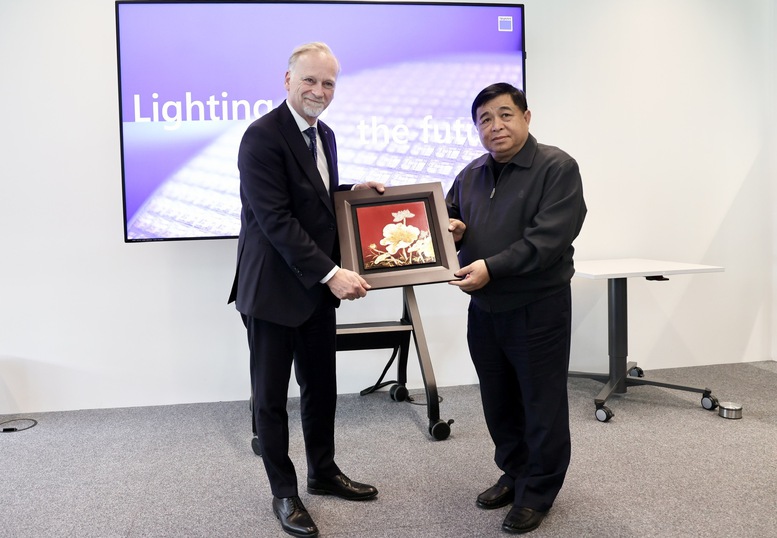 Khuyến khích Tập đoàn TRUMPF mở rộng đầu tư kinh doanh tại Việt Nam- Ảnh 5. Khuyến khích Tập đoàn TRUMPF mở rộng đầu tư kinh doanh tại Việt Nam- Ảnh 5.